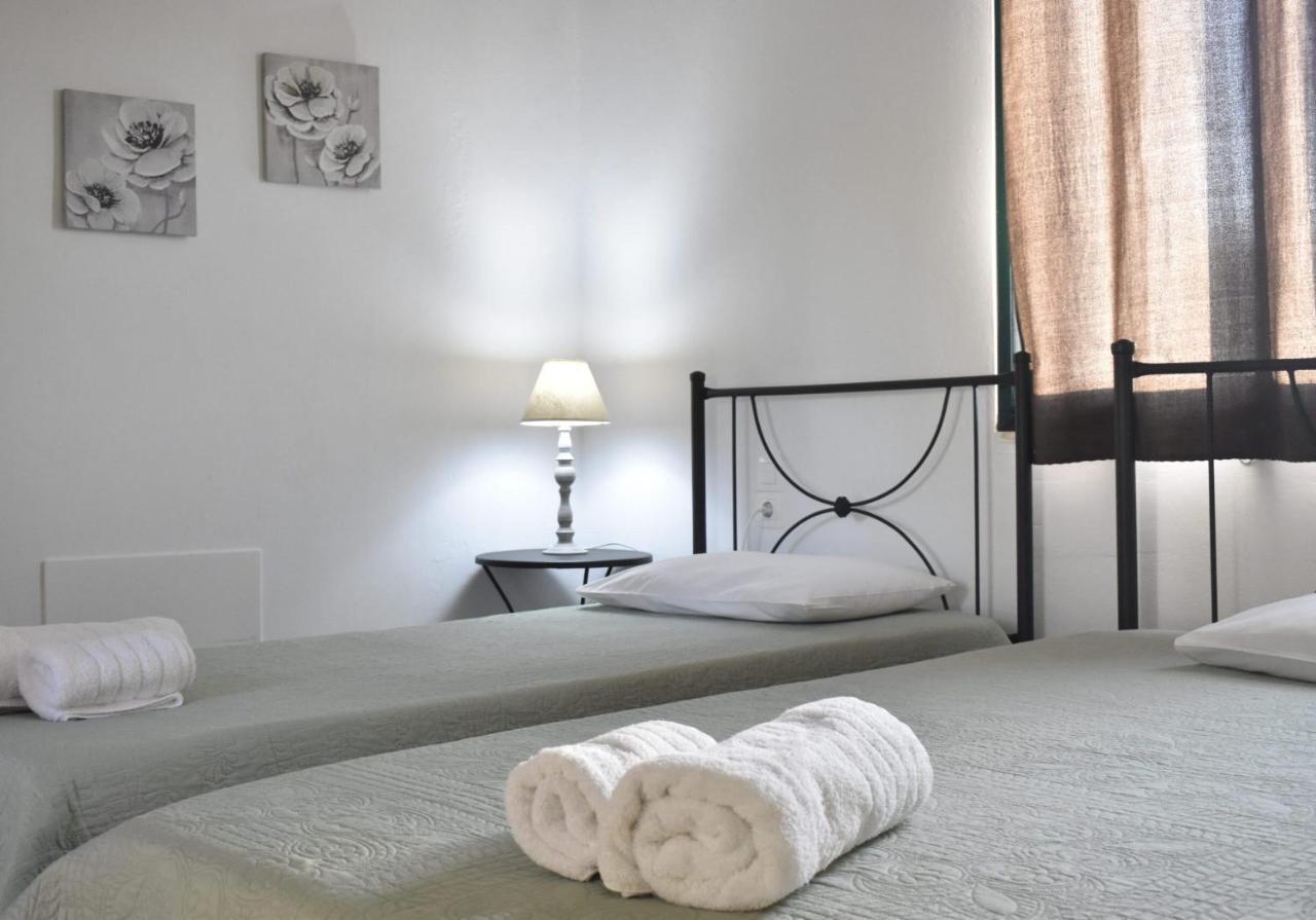 Rousolakos Pool Apartments 古卡斯特隆 外观 照片